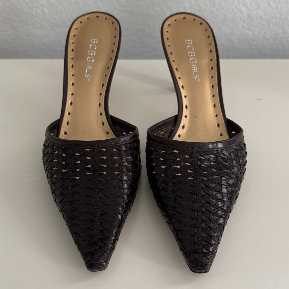 BCBGirls Espresso brown Woven Mules shoes size 7